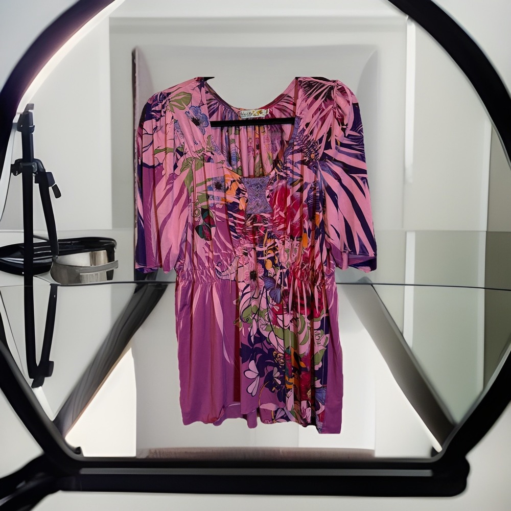 Unity World Wear Woman Plus 2X Floral Tunic Top Beaded Neckline Boho Festival